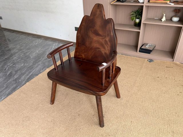 Walnut Chairs VZ-587